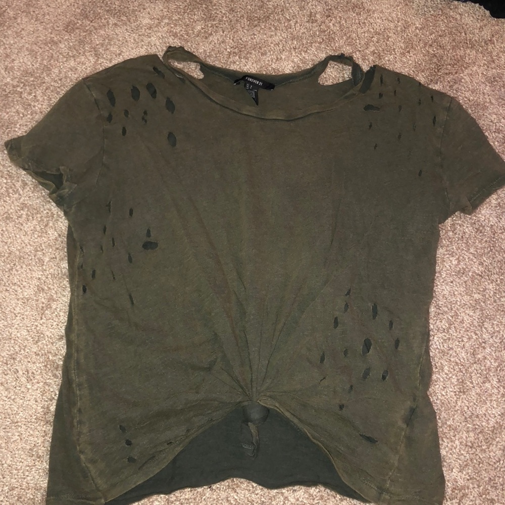 Green short sleeve